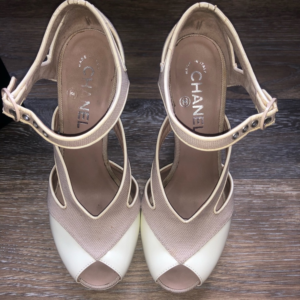 CHANEL pumps lt pink size 38 vintage bought in 2007
